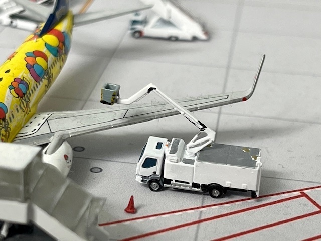 1/400 GSEシリーズ No.27 デアイシングカーセット(塗装済み完成品)