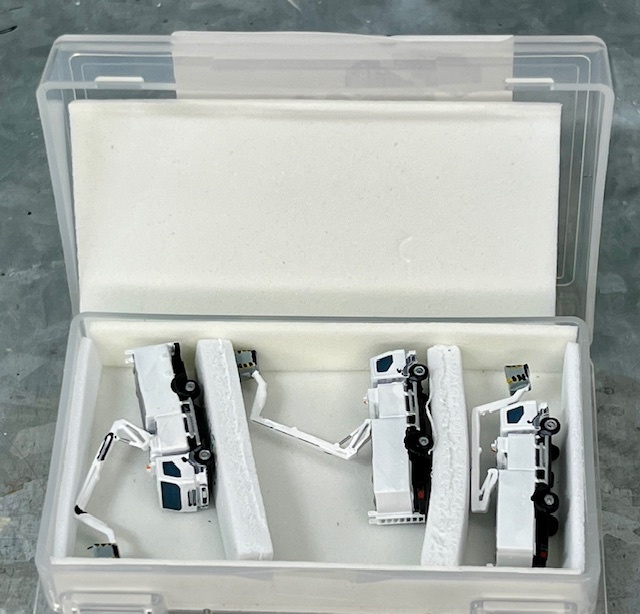 1/400 GSEシリーズ No.27 デアイシングカーセット(塗装済み完成品)