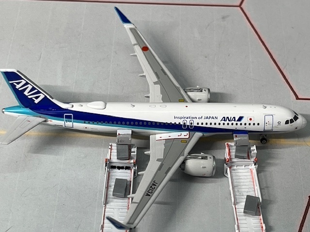 1/400 空港情景シリーズ7 A320&B737-800 カーゴドアセット