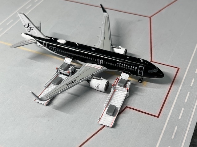 1/400 空港情景シリーズ7 A320&B737-800 カーゴドアセット