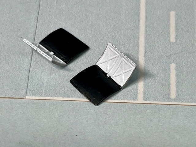 1/400 空港情景シリーズ8 A350&B787 カーゴドアセット