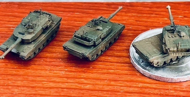 1/400 AFVシリーズ No.2 90式戦車