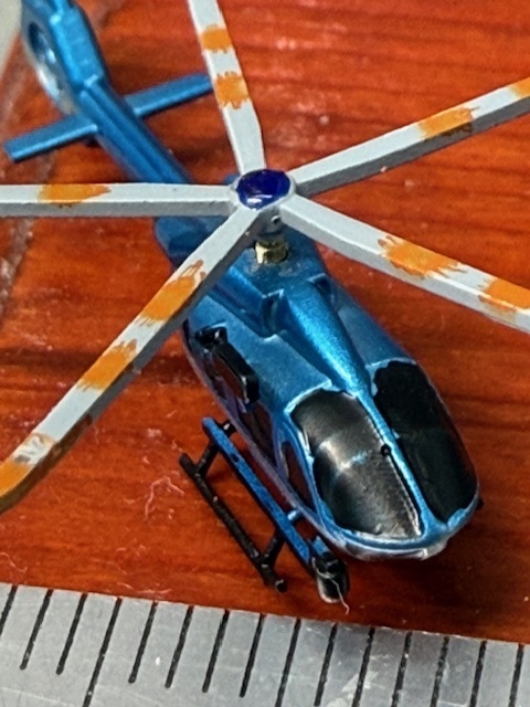1/400 航空機シリーズNo.2C BK117 D3 警察ヘリ仕様