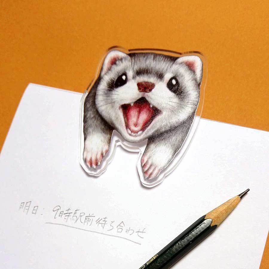 いたずらフェレットクリップ(ピン付き)/ Ferrets Clip