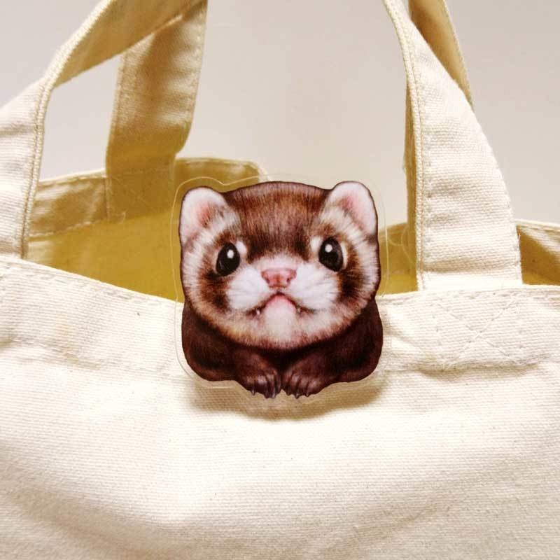 いたずらフェレットクリップ(ピン付き)/ Ferrets Clip