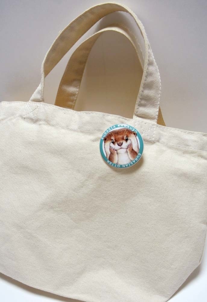 カワウソ缶バッジ(日本の水族館で会える4種のカワウソ柄)