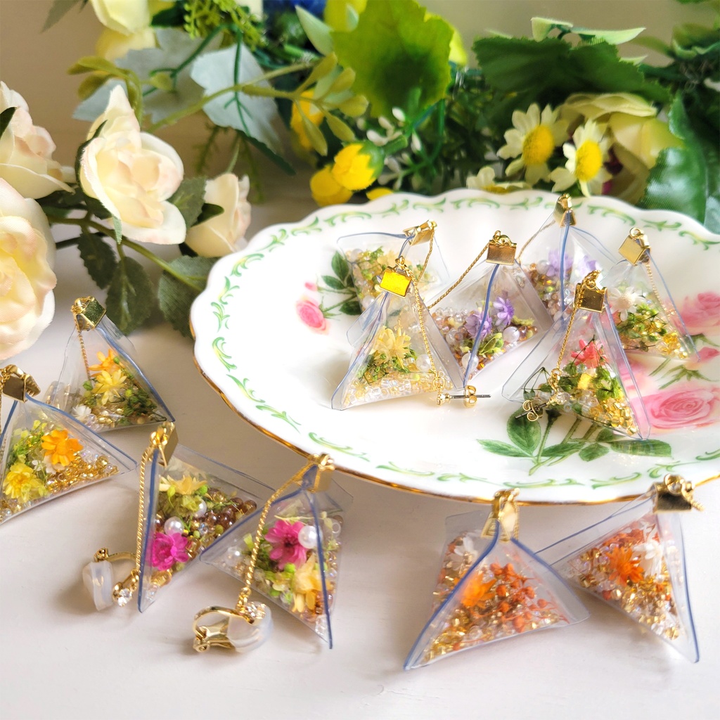 ティーバッグ風耳飾り D:ローズヒップ