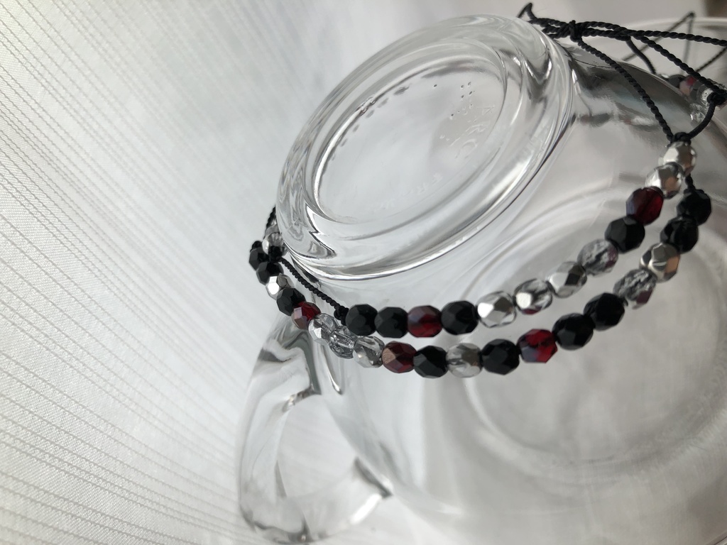 YOIイメージアクセ:Erosのマルチアンクレット