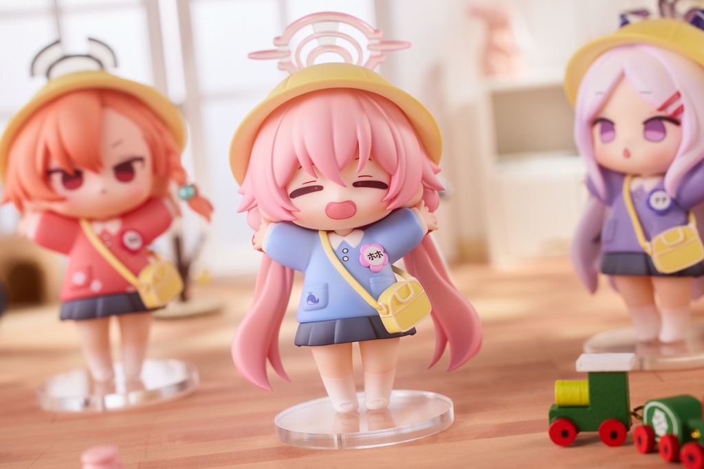 【受注生産】ブルーアーカイブ 空崎 ヒナ&小鳥遊 ホシノ&竜華 キサキ&美甘 ネル -SD幼稚園ver