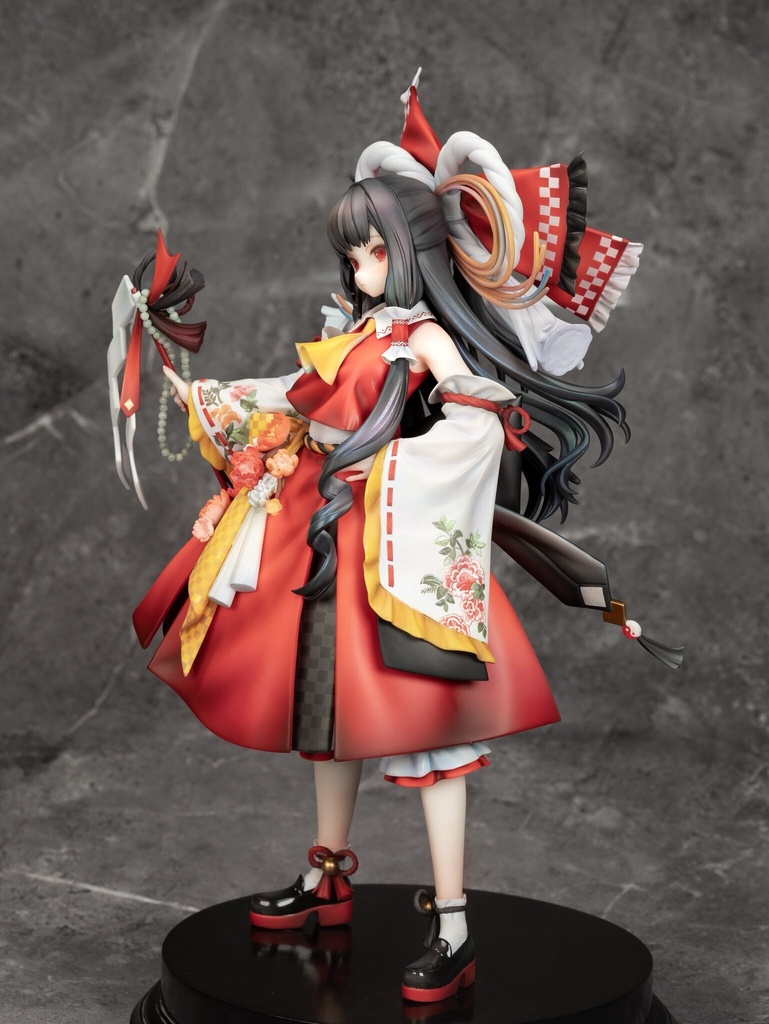 【受注生産 8月31日まで】東方Project 博麗 霊夢-朱の注連縄 ガレージキット