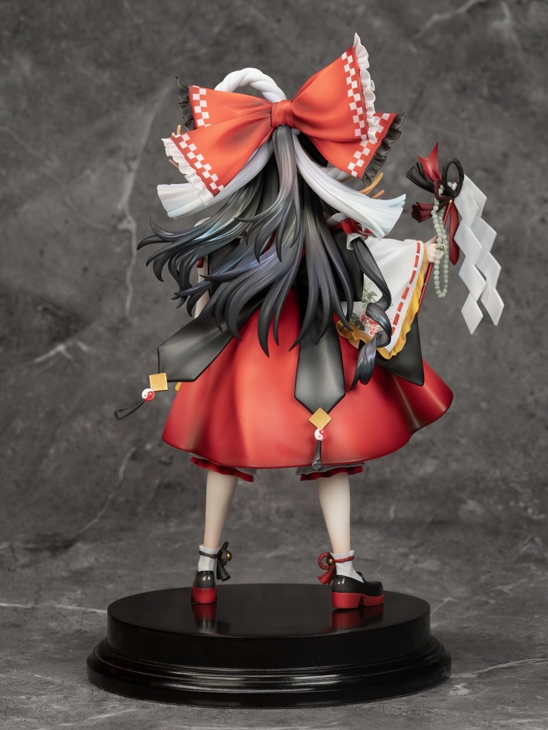 【受注生産 8月31日まで】東方Project 博麗 霊夢-朱の注連縄 ガレージキット
