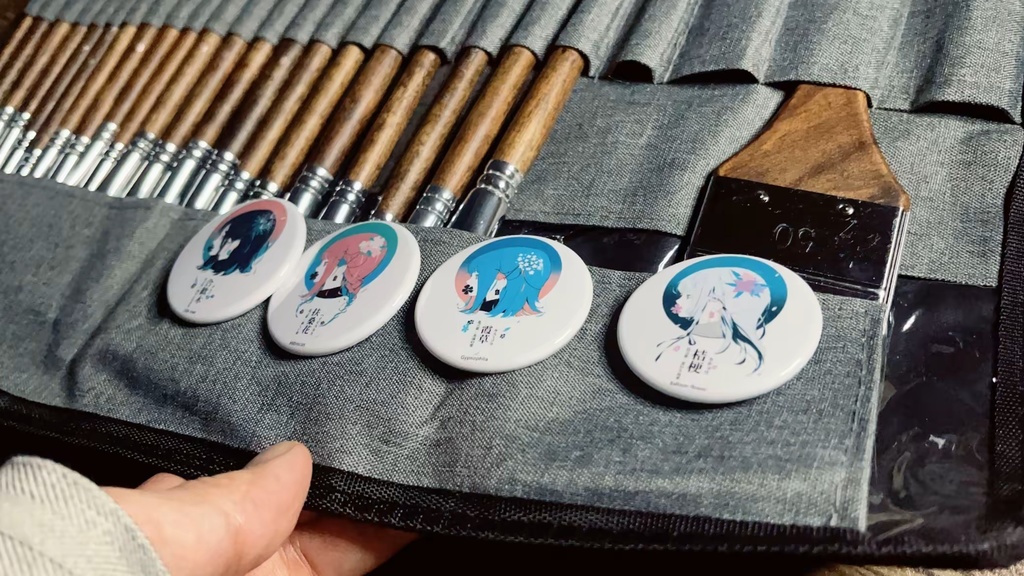 霞草缶バッジ ー夏の花の和名は美しい。ー