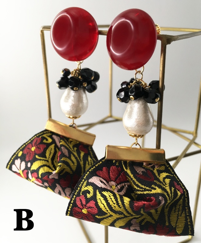 紅ピアス / イヤリング A,B,C