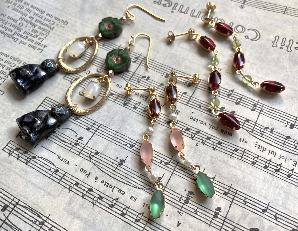 ピアス / イヤリング O,P,Q
