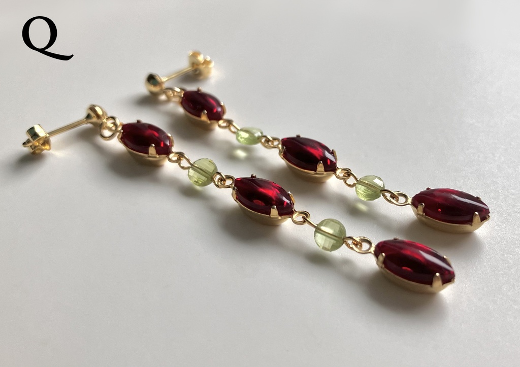 ピアス / イヤリング O,P,Q