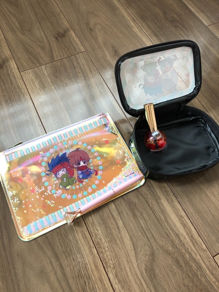 エナメルポーチorファスナーポーチ