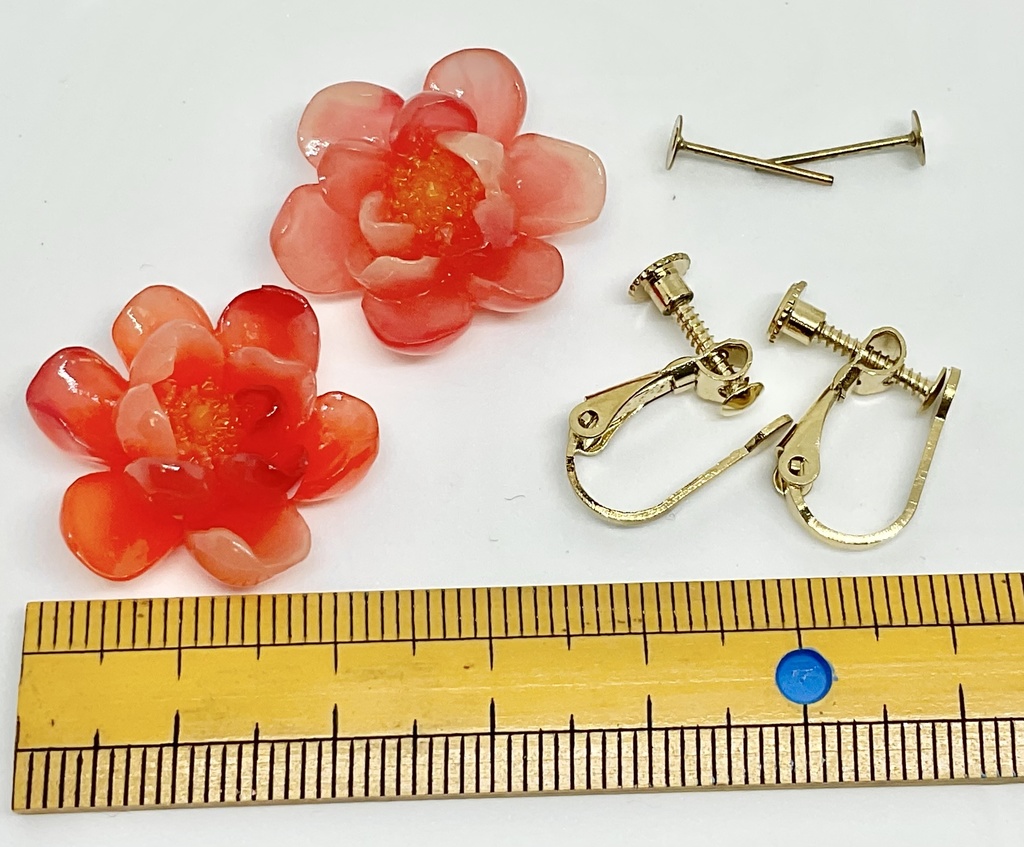 カガリイメージの耳飾り