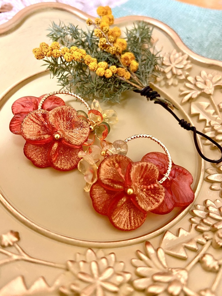 金箔風 カガリの暁ドレスイメージ耳飾り