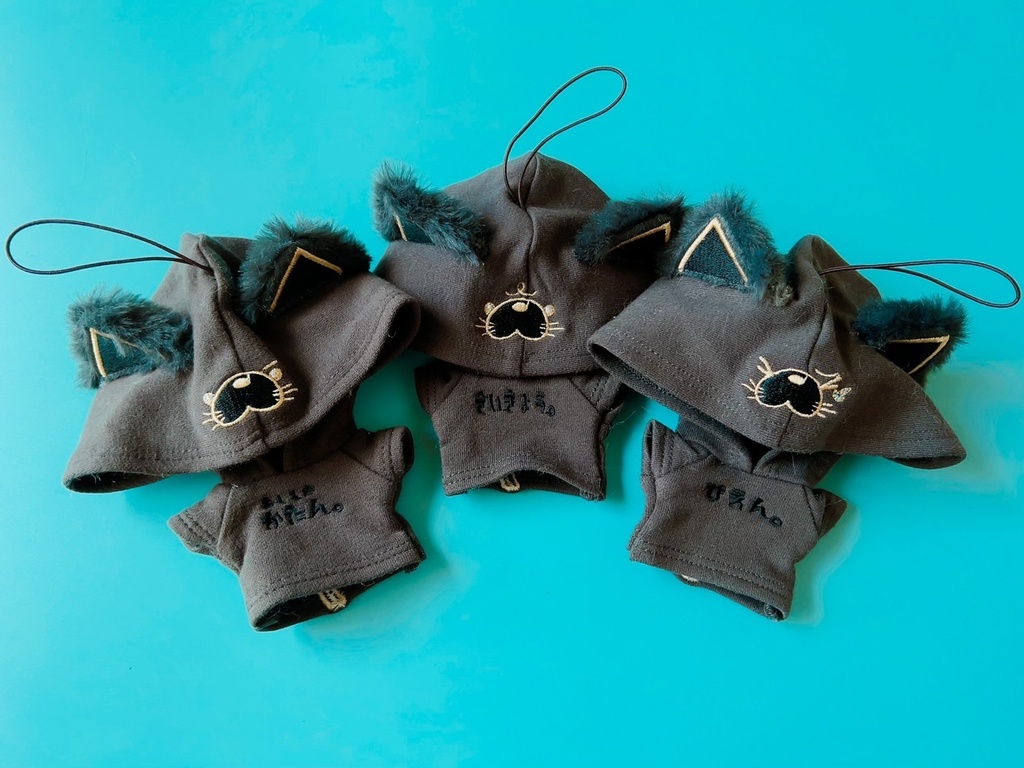 ねこ文字パーカー