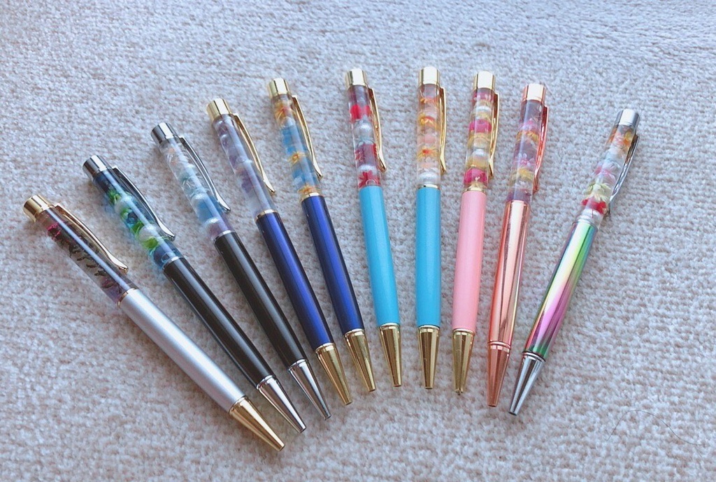 れにゃたハンドメイド*ハーバリウムボールペン