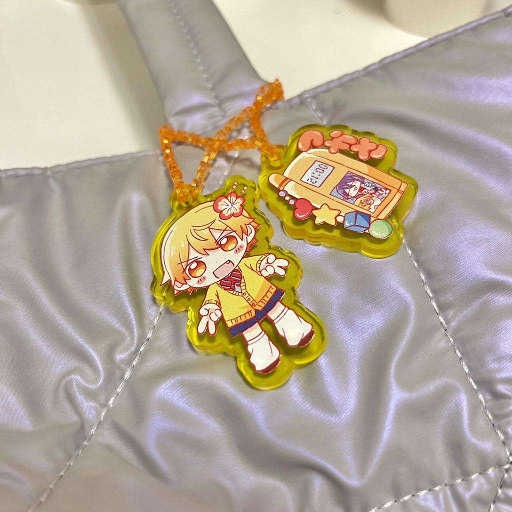 るいつかギャルアクキ〜