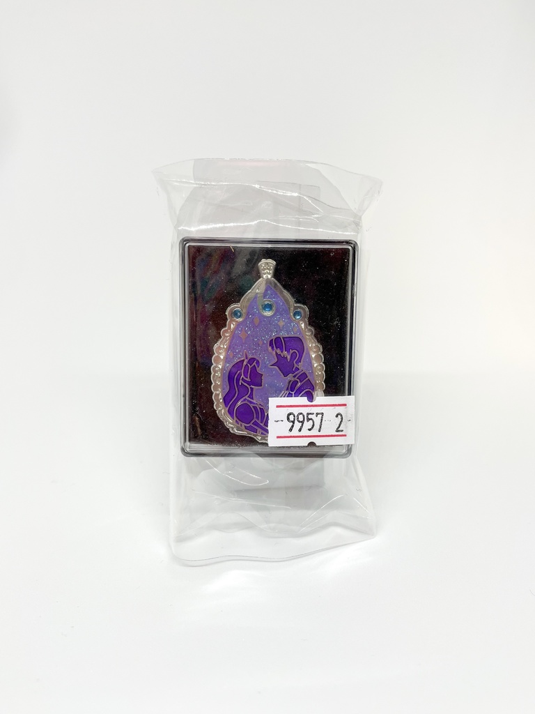 プリンセスと魔法使いのピンバッジ