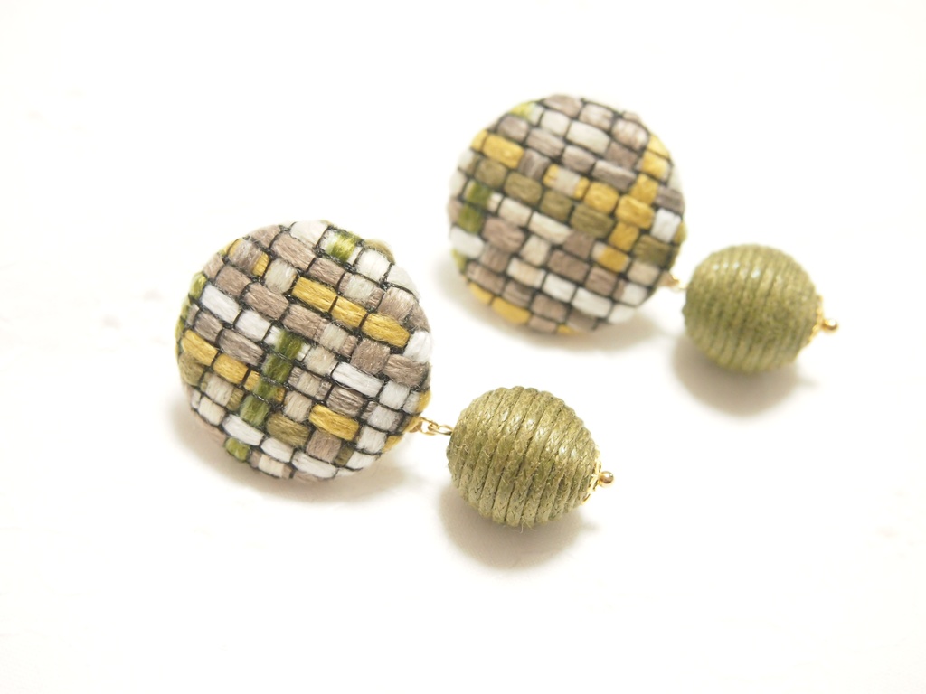 ひめさね「海松色」イヤリング