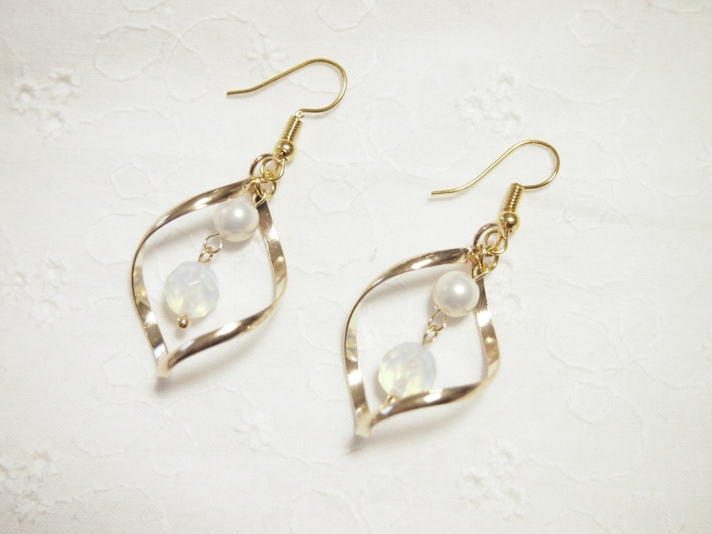 天元「星宿」ピアス