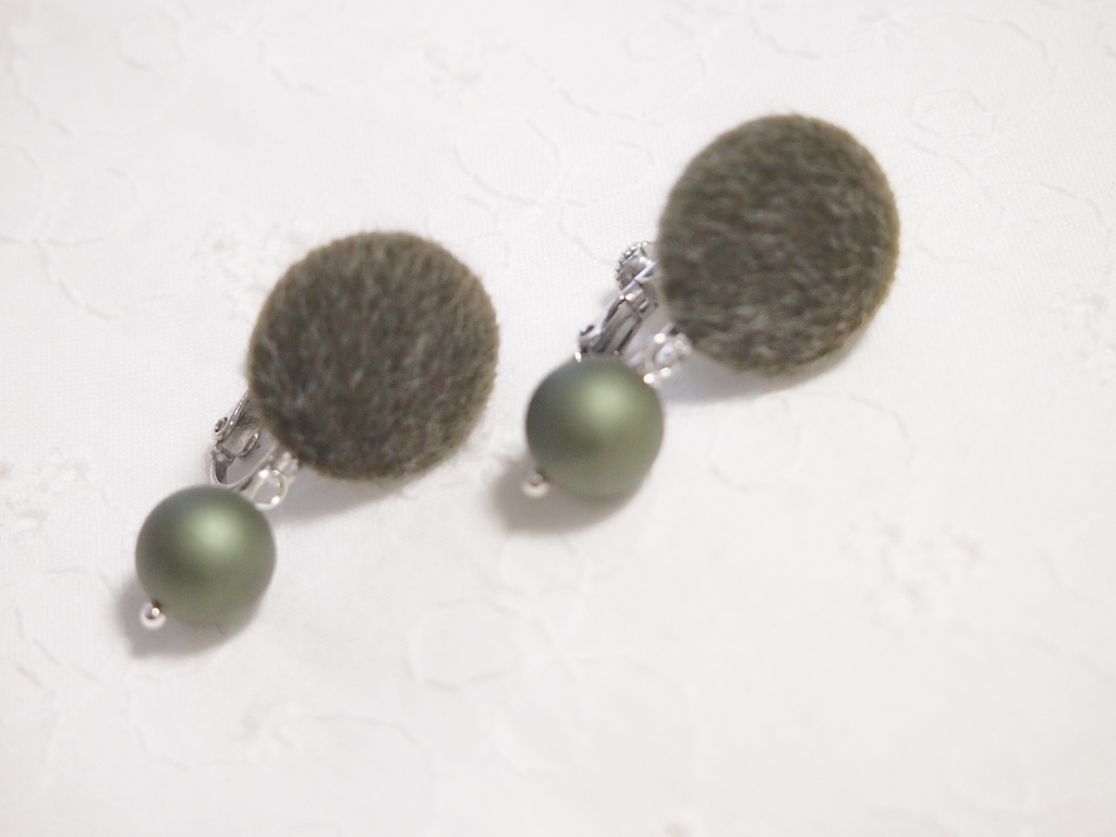 「ひとり」イヤリング