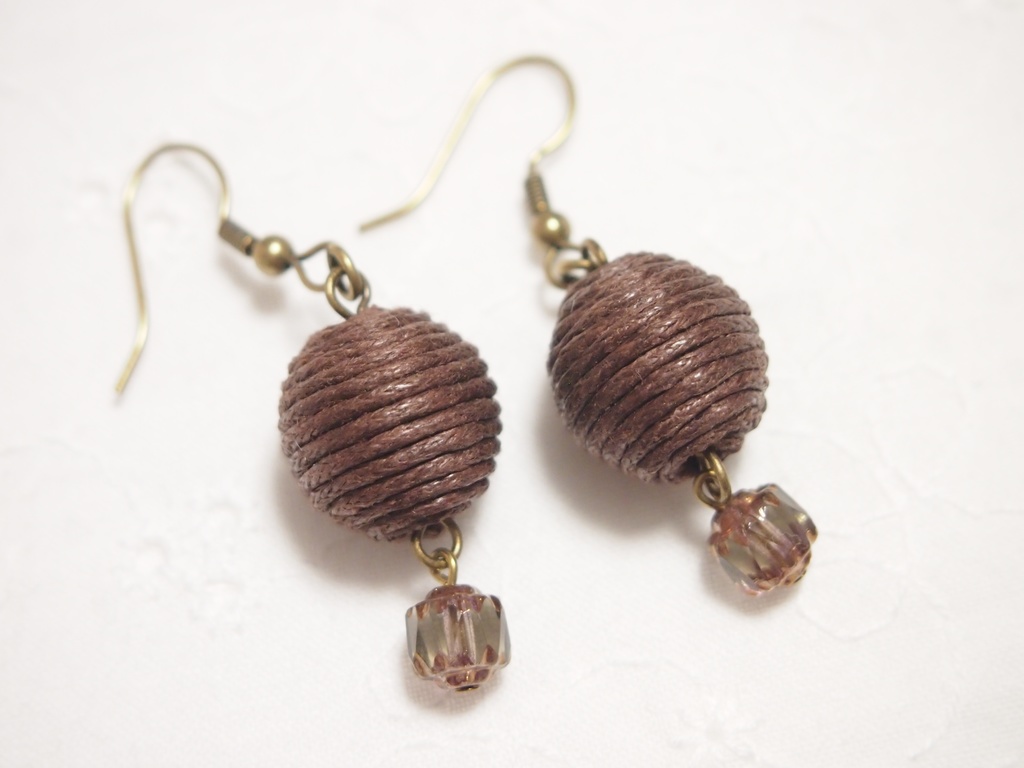 「休息」ピアス