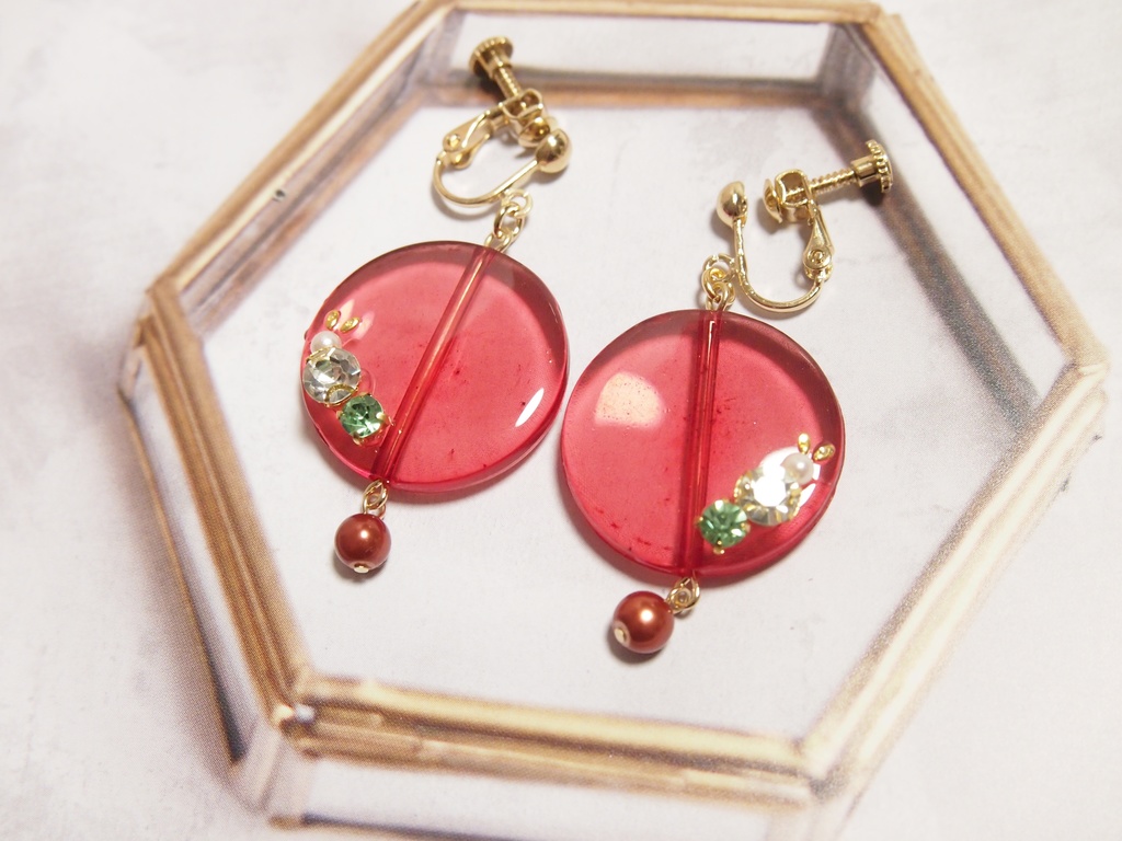 紅（あか）イヤリング