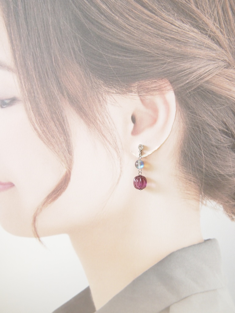 陰(紫)ピアス&イヤリング