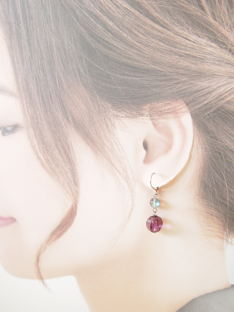 陰(紫)ピアス&イヤリング