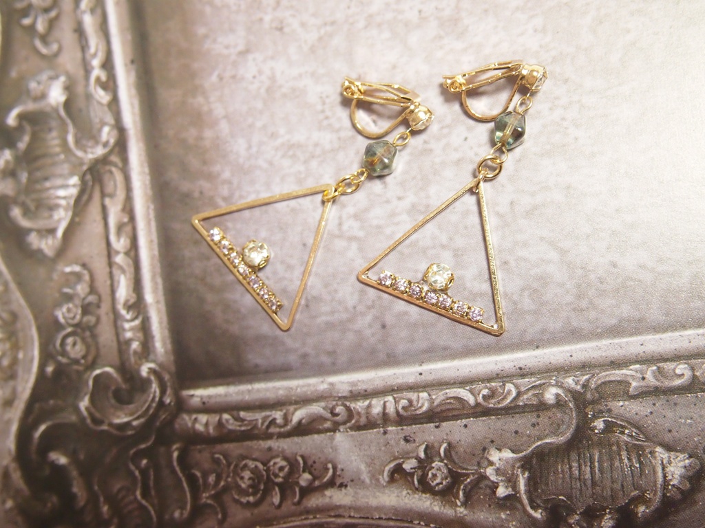 他人行儀　イヤリング