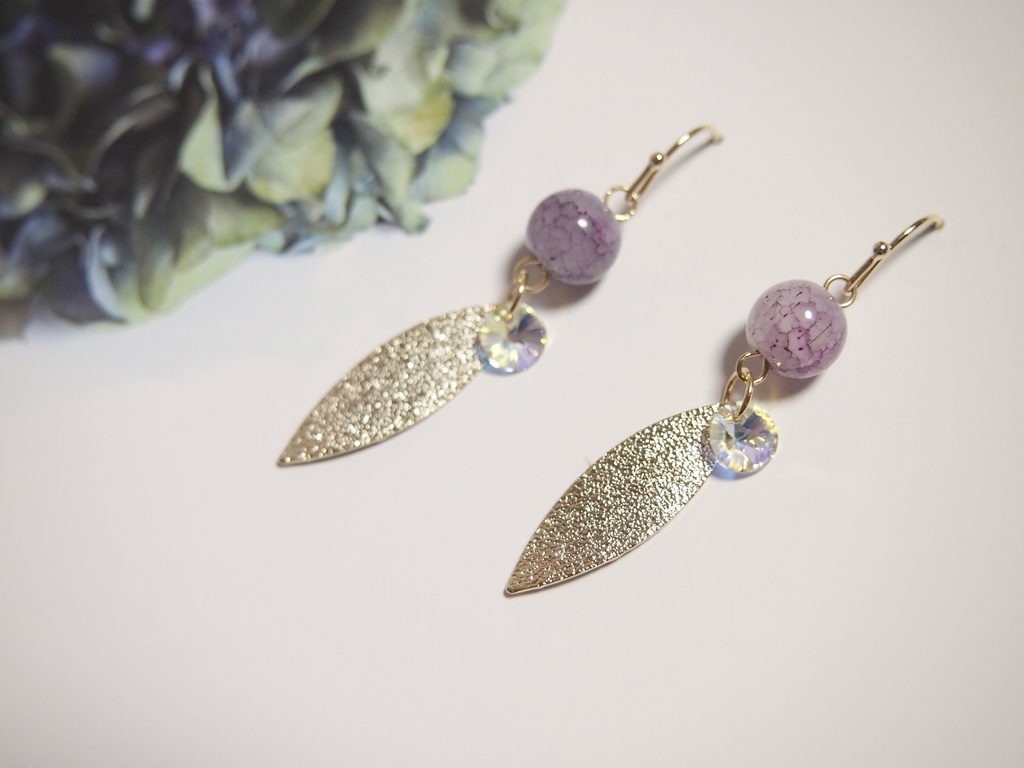 藤の刀　ピアス