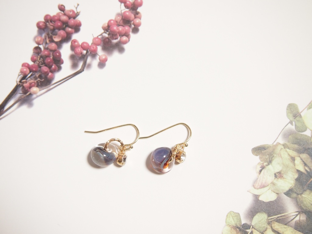 甘い視線　ピアス