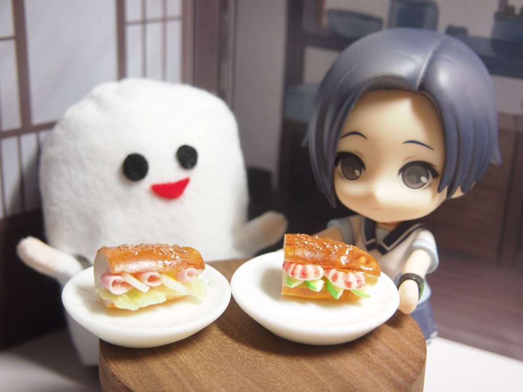 海老アボカドとハムたまごサンドイッチ