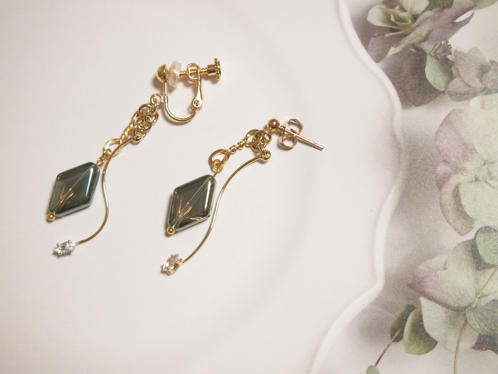 清らなるその指先　ピアス＆イヤリング　