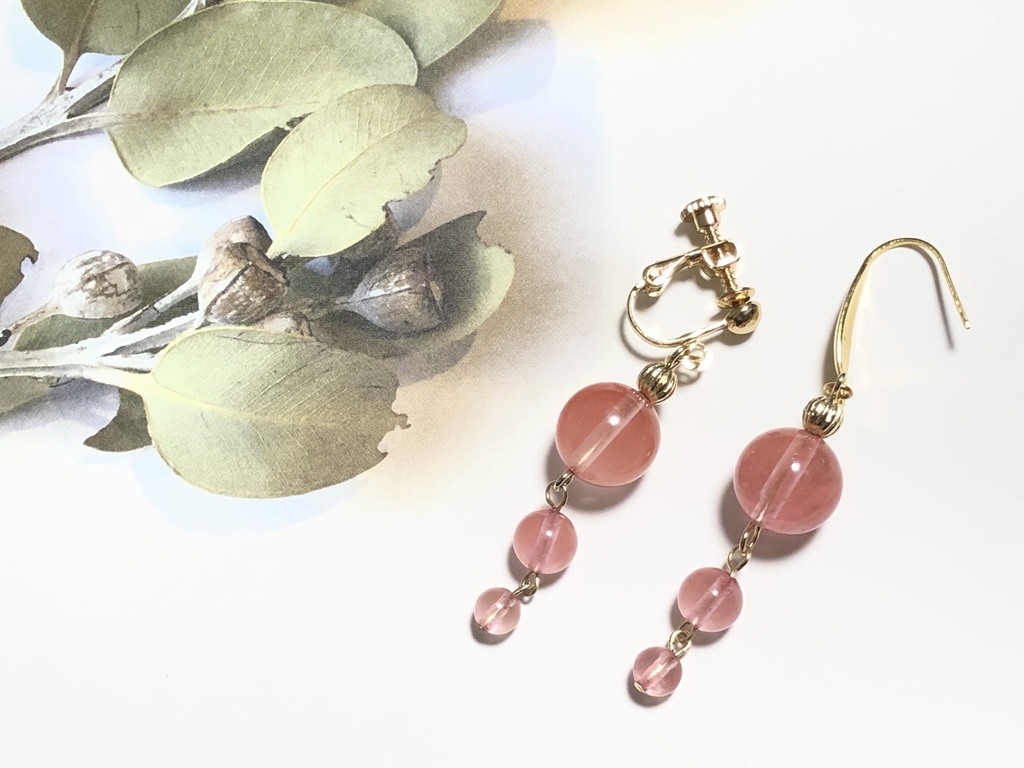 たもとにまとう桜　　ピアス＆イヤリング