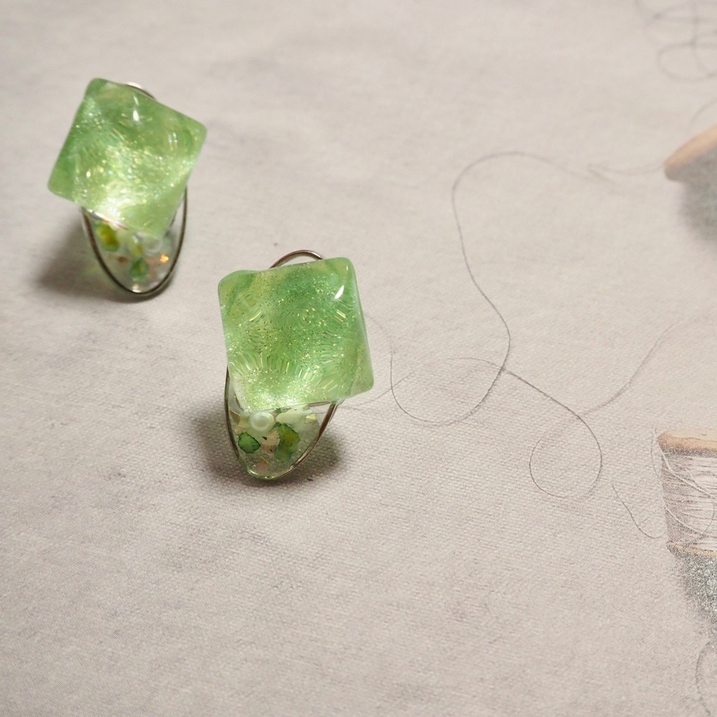 Firefly ピアス&イヤリング