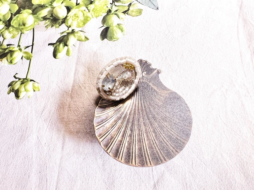 Lawine イヤリング