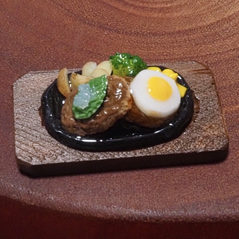 楽しいレストラン⭐︎ふたごハンバーグ