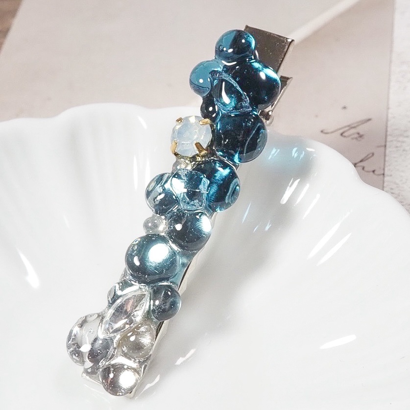 水の檻 ヘアクリップ