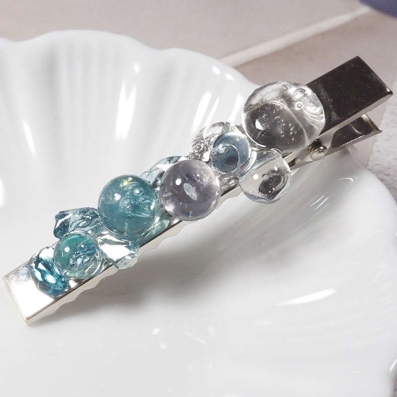 水の檻 ヘアクリップ