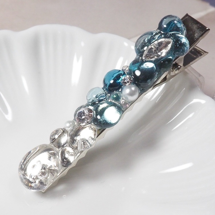 水の檻 ヘアクリップ