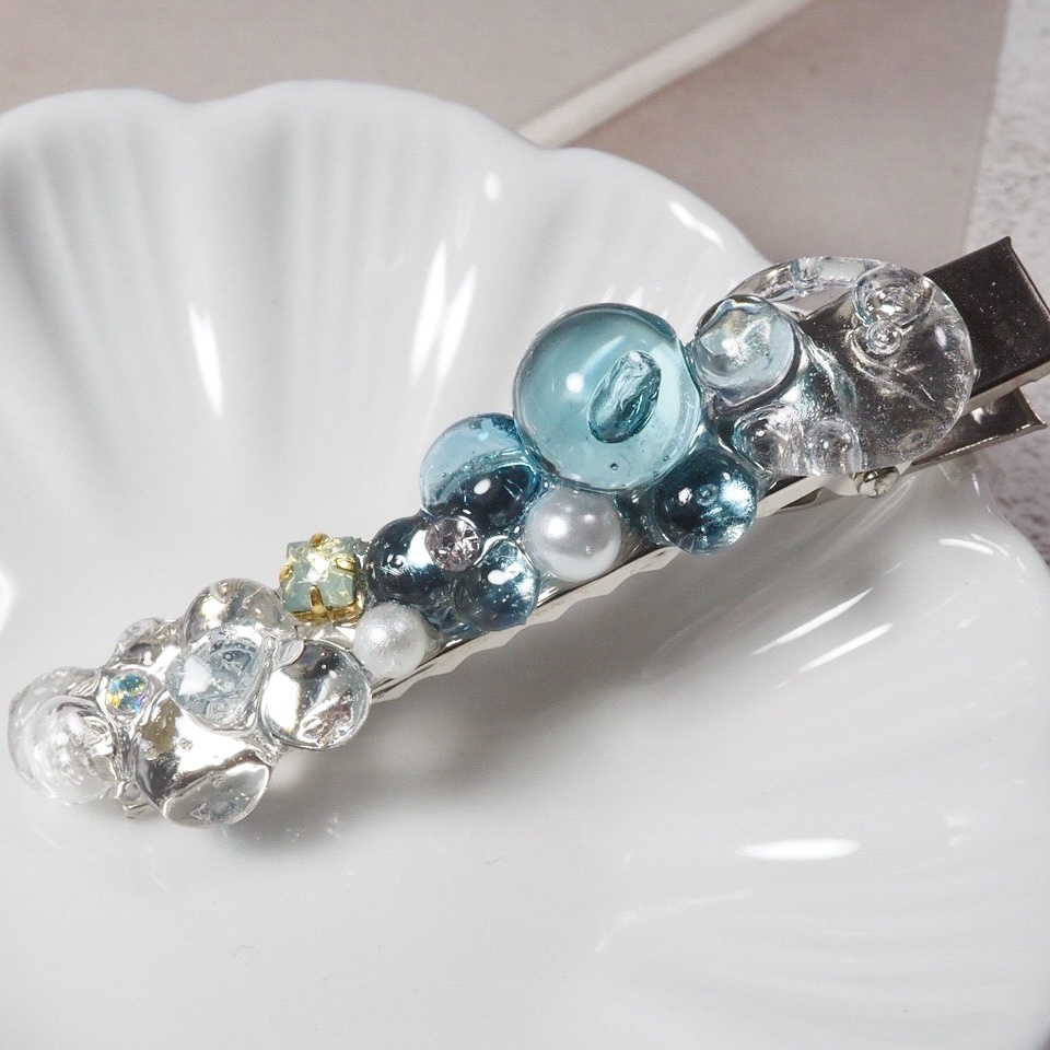 水の檻 ヘアクリップ