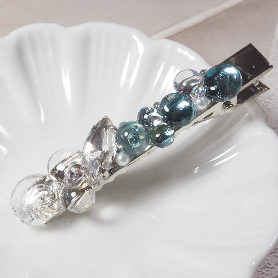 水の檻 ヘアクリップ