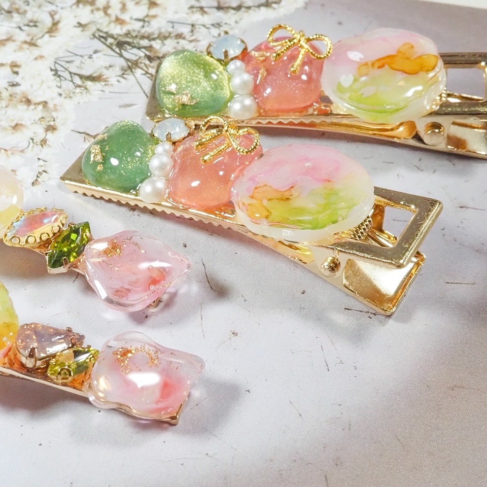 恋の花咲く ヘアクリップ