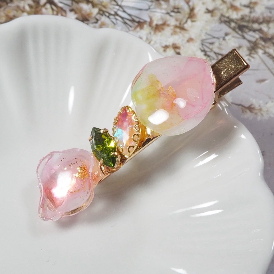 恋の花咲く ヘアクリップ