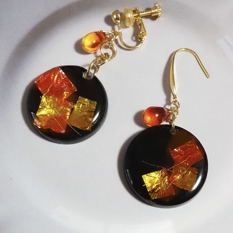 不夜城 赤・青 ピアス&イヤリング